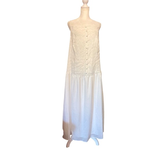 wild fable Dresses & Skirts - Wild Fable Women's White High Neck Dropped Waist Maxi A-Line Dress XXL Eyelet